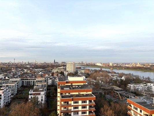 Balkonblick bis zum Rhein1