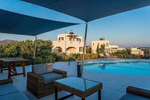 Kreta, Tersanas: Luxusvilla mit unschlagbarer Aussicht in ruhiger Lage zu verkaufen