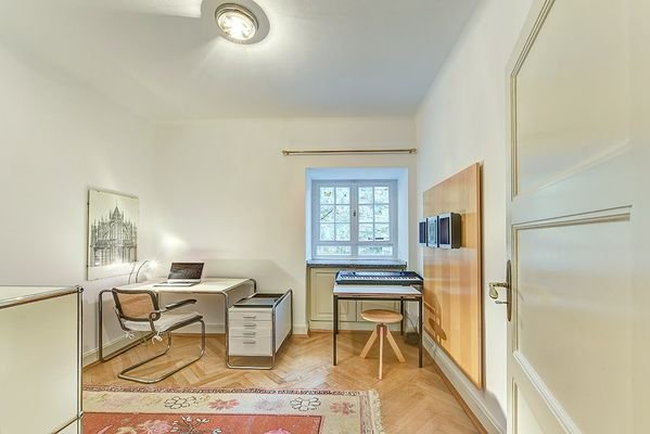 Arbeitszimmer