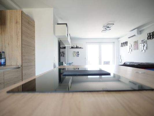 Kochfeld mit intig. Abzug