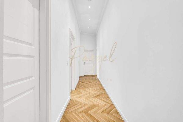 Edles Fischgrätparkett