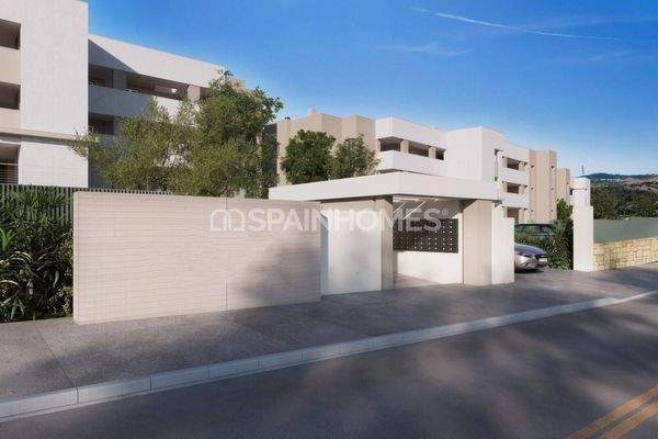 New Build Golf Apartments Surrounded by Nature in Estepona