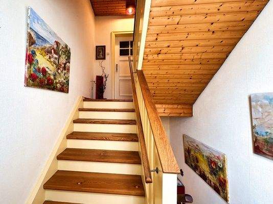 Treppenhaus Richtung OG