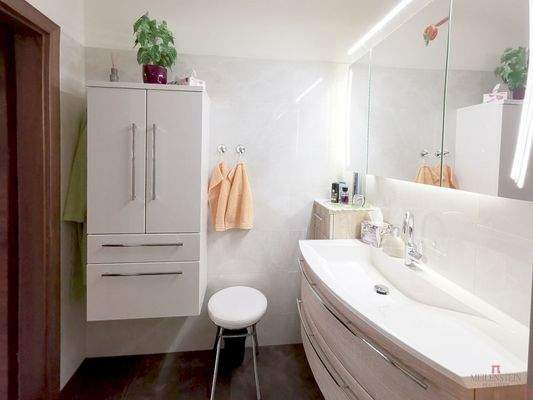 db5e616b-6094-4c1d-80bc-4ac575bad574_original