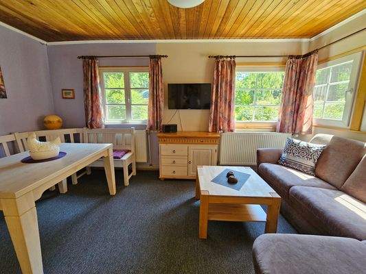 Gästehaus 1: 38 qm im gemütlichen Holzhaus