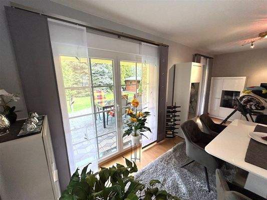 Ausgänge Wohnzimmer zur Terrassse EG