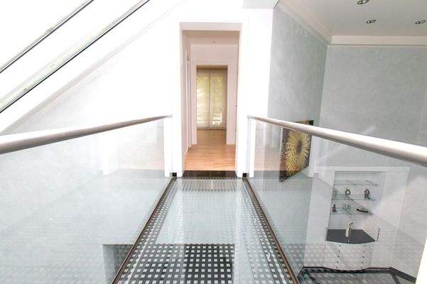 Übergang OG - Hauptresidenz