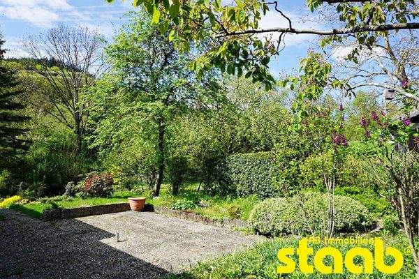 Terrasse vor dem Haus