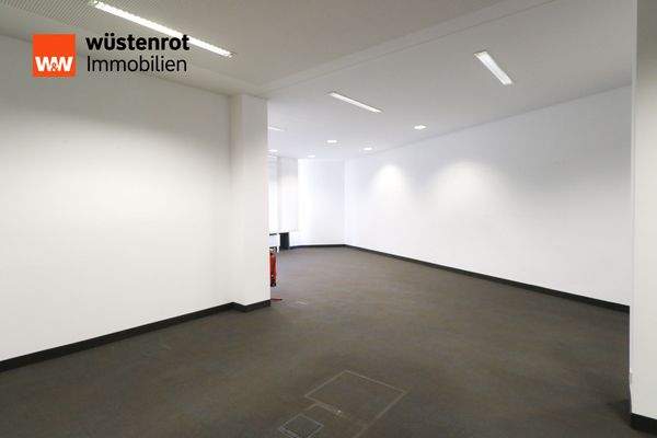 Großzügige Ladenfläche 