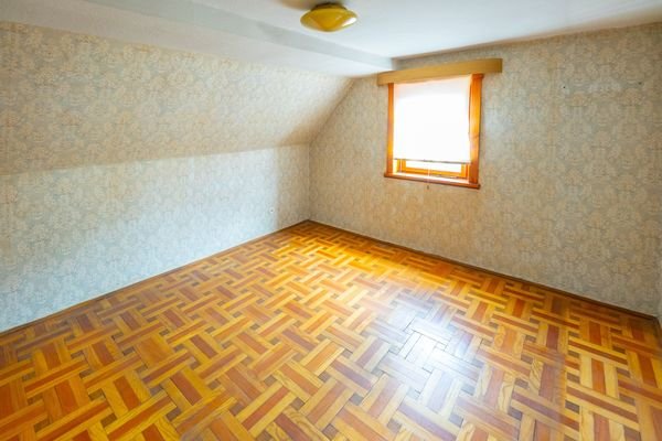 DG - Schlafzimmer 1