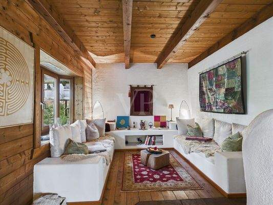 Lounge hinter dem Grundofen