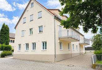 Hausansicht von der Straße aus