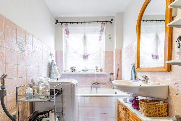 Badezimmer - EG links