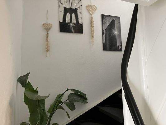 EG: Treppe Richtung OG