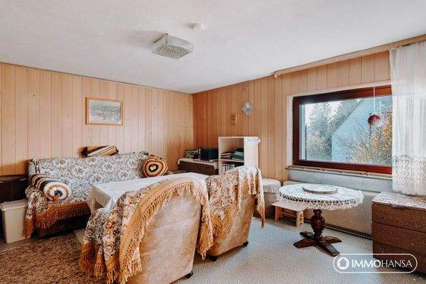 Wohn-/Schlafzimmer OG