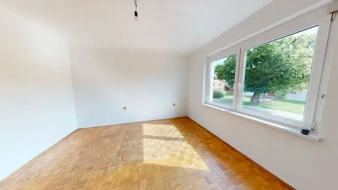 Schlafzimmer EG.jpeg