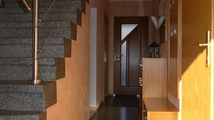 Flur EG rechte Hälfte