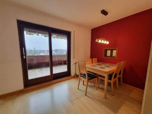 Essbereich mit Loggia.jpg