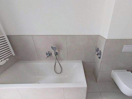 Ansicht II: Badezimmer I