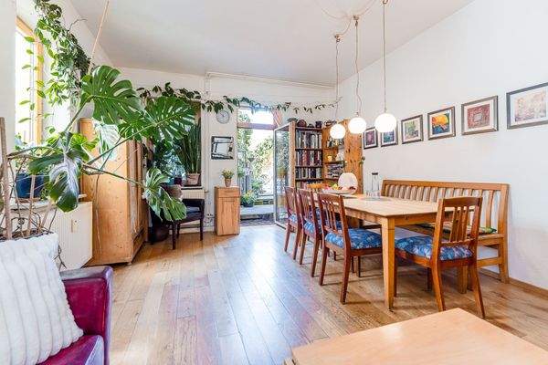 1.OG Wohn-/Esszimmer 2