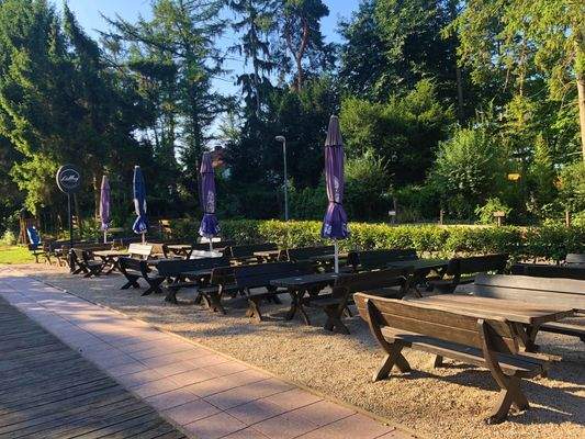 Biergarten-leer