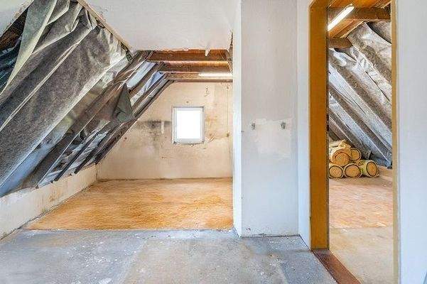 Ausbaufähiger Dachboden