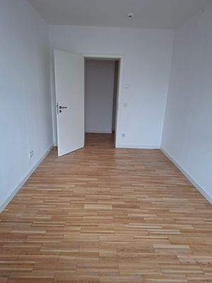 Helles leeres Zimmer