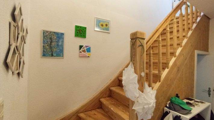 Treppe im Flur des EG zum ausgebauten DG Ansicht 1