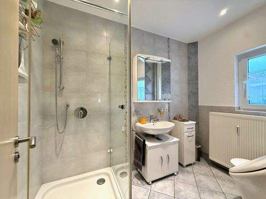 Duschbad EG