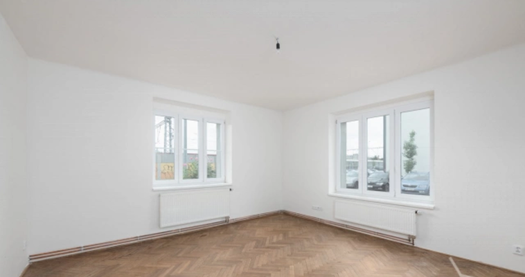 1744174551_6VidM4JFbB