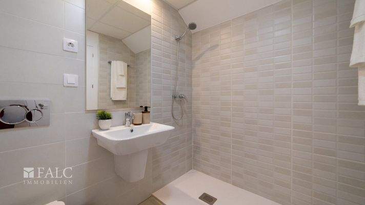 d4b42a9f-f637-48ad-ab75-d327de8dfa91