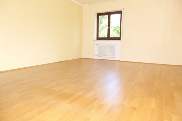 04-Wohnzimmer