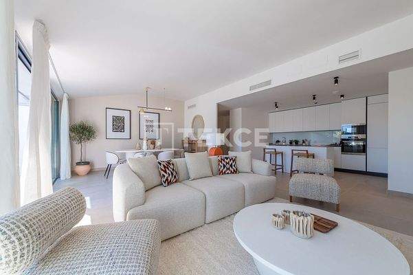 Well-Designed Apartments With Sea Views in Fuengirola Malaga