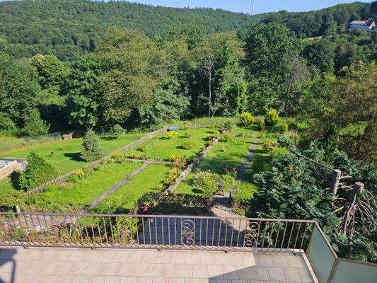 Ausblick vom OG in den Garten und Natur