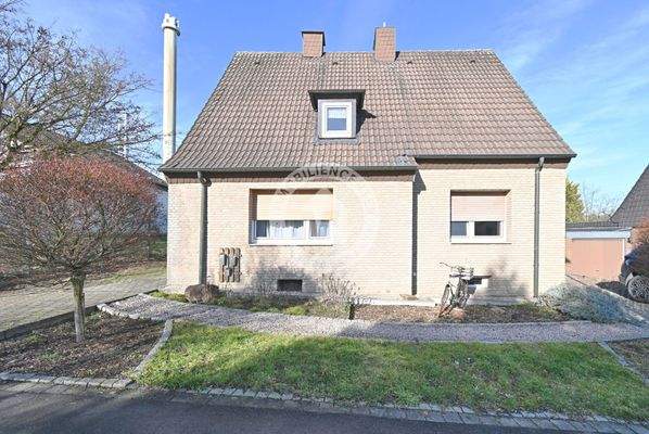 Die Frontansicht vom Haus