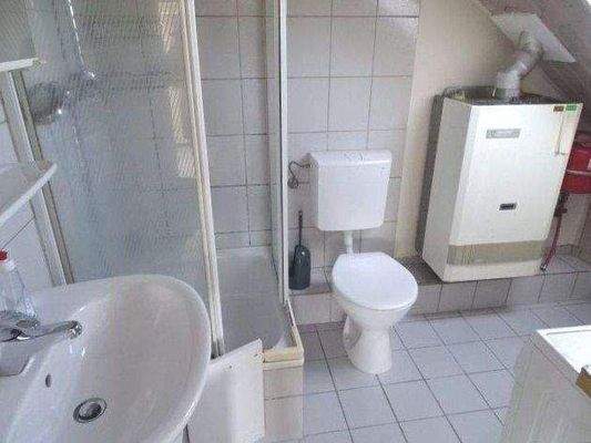 Duschbad mit Fenster