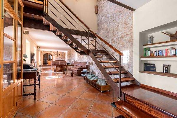 Eingangs - und Wohnbereich