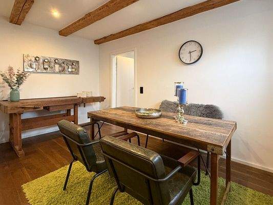 Vorne rechts - Essen