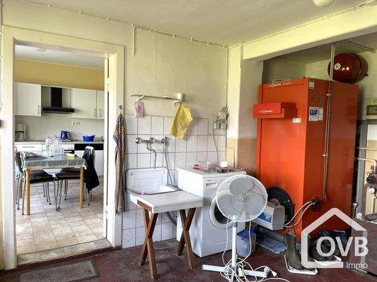 Hauswirtschaftsraum mit Nebeneingang