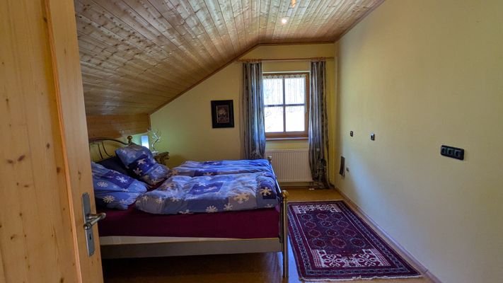 Schlafzimmer 3 OG