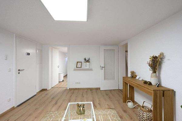 Raum Nr. 1, Blick zur Teeküche links