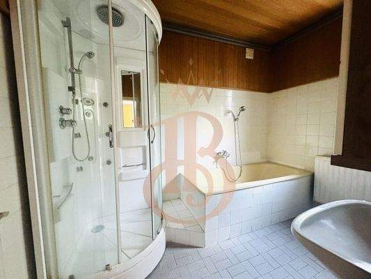 OG: 65m² +26m² Terrasse