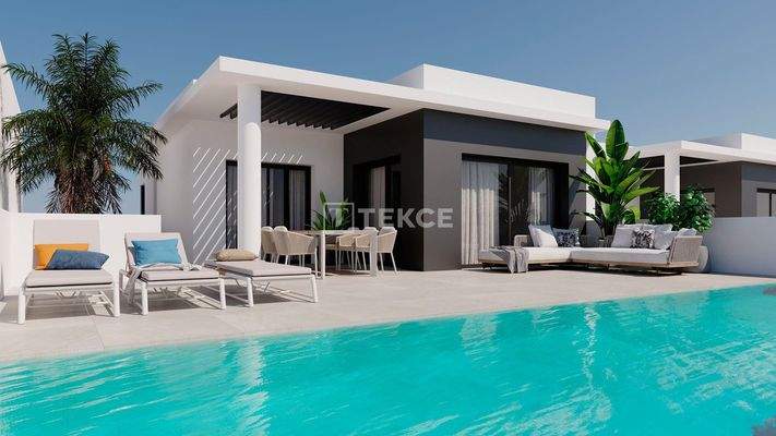 Stylish Detached Villas in Proximity to Golf Courses in Rojales