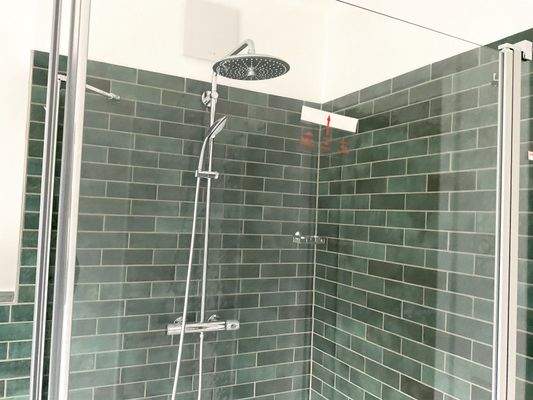 Bad Dusche oben