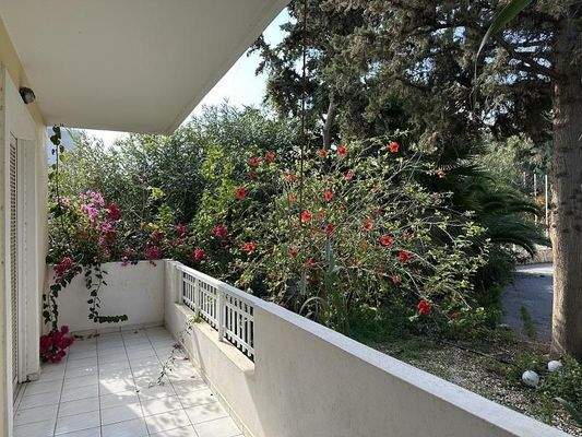 Kreta, Platanes: Hotel in Strandnähe zum Verkauf