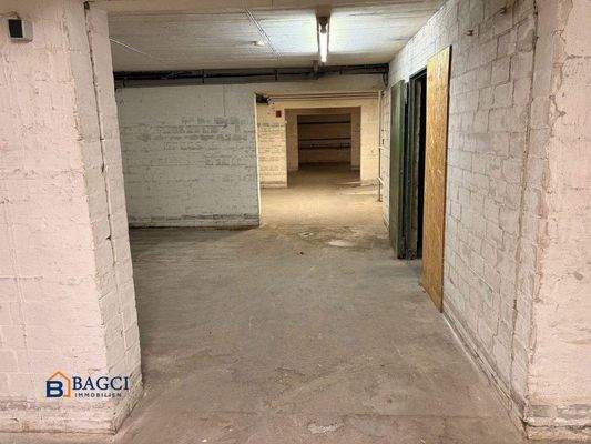 Lager -und Kellerfläche