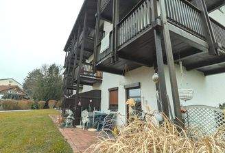 Ansicht Ost Terrasse und Garten