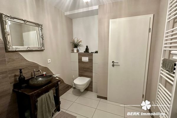 Badezimmer EG