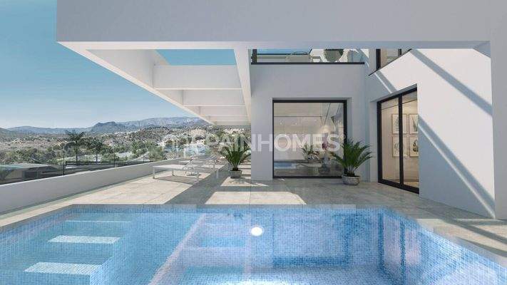 Elegant Sea-View Houses with Private Pools in Finestrat