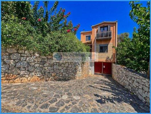 736710d80b0e495fa245c7e5bcf9628d-original